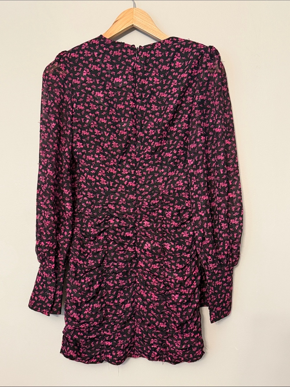 Runaway The Label Caitlan Mini Dress Floral Ruched Plunge V Neck Long Sleeve XS2 - Picture 2 of 7